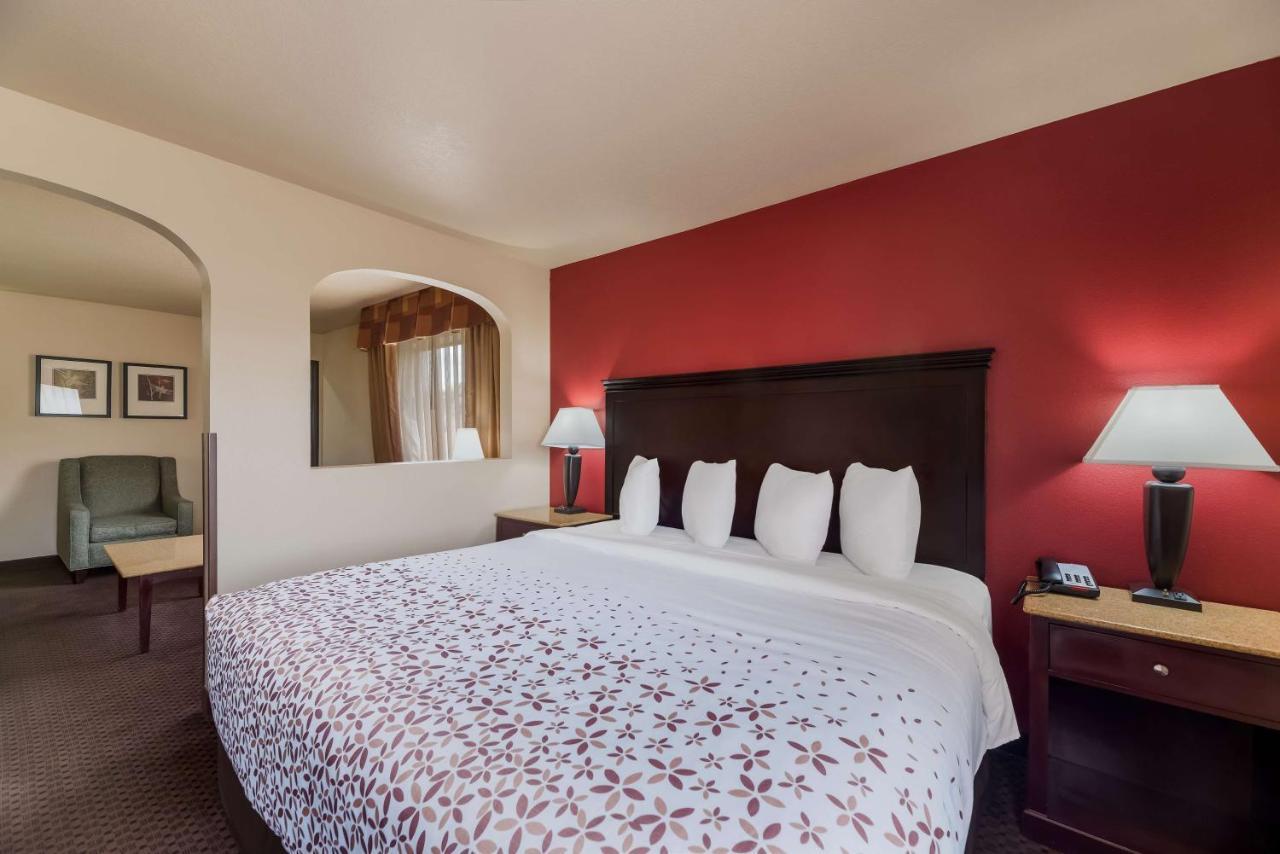 Surestay Plus Hotel By Best Western Silver City Zewnętrze zdjęcie